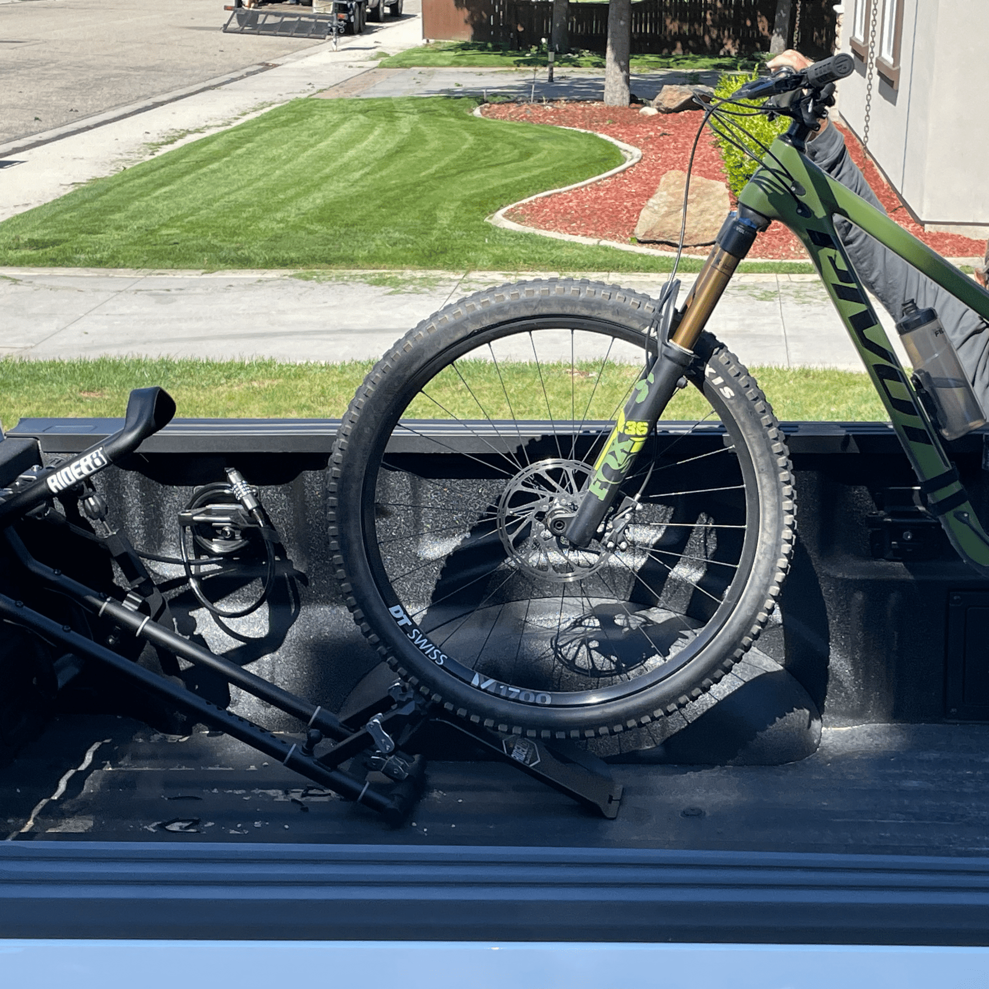 RIDE88 QR3 Bike Rack with the QR3 Mini Ramp attached for easily loading a mountain bike.