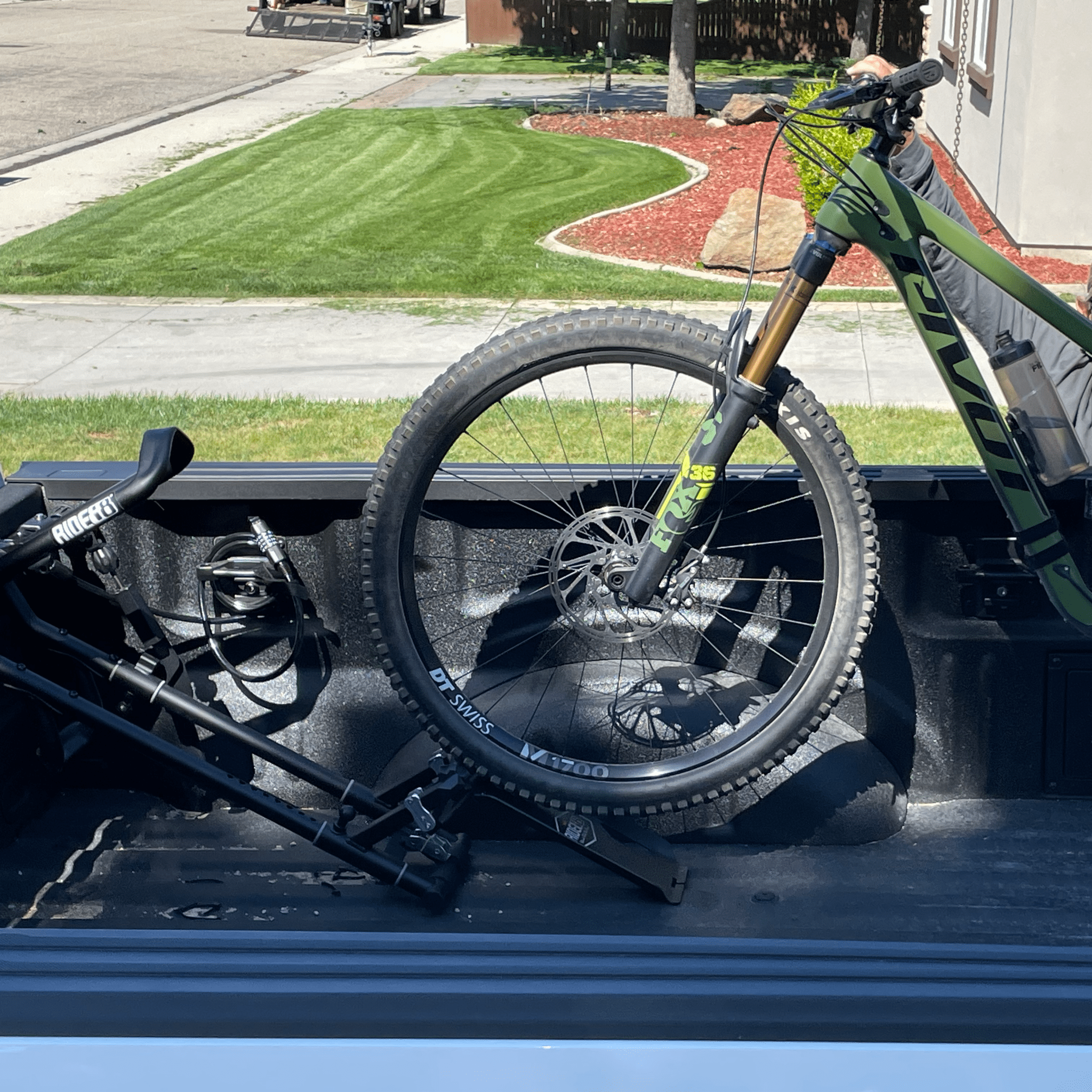 RIDE88 QR3 Bike Rack with the QR3 Mini Ramp attached for easily loading a mountain bike.